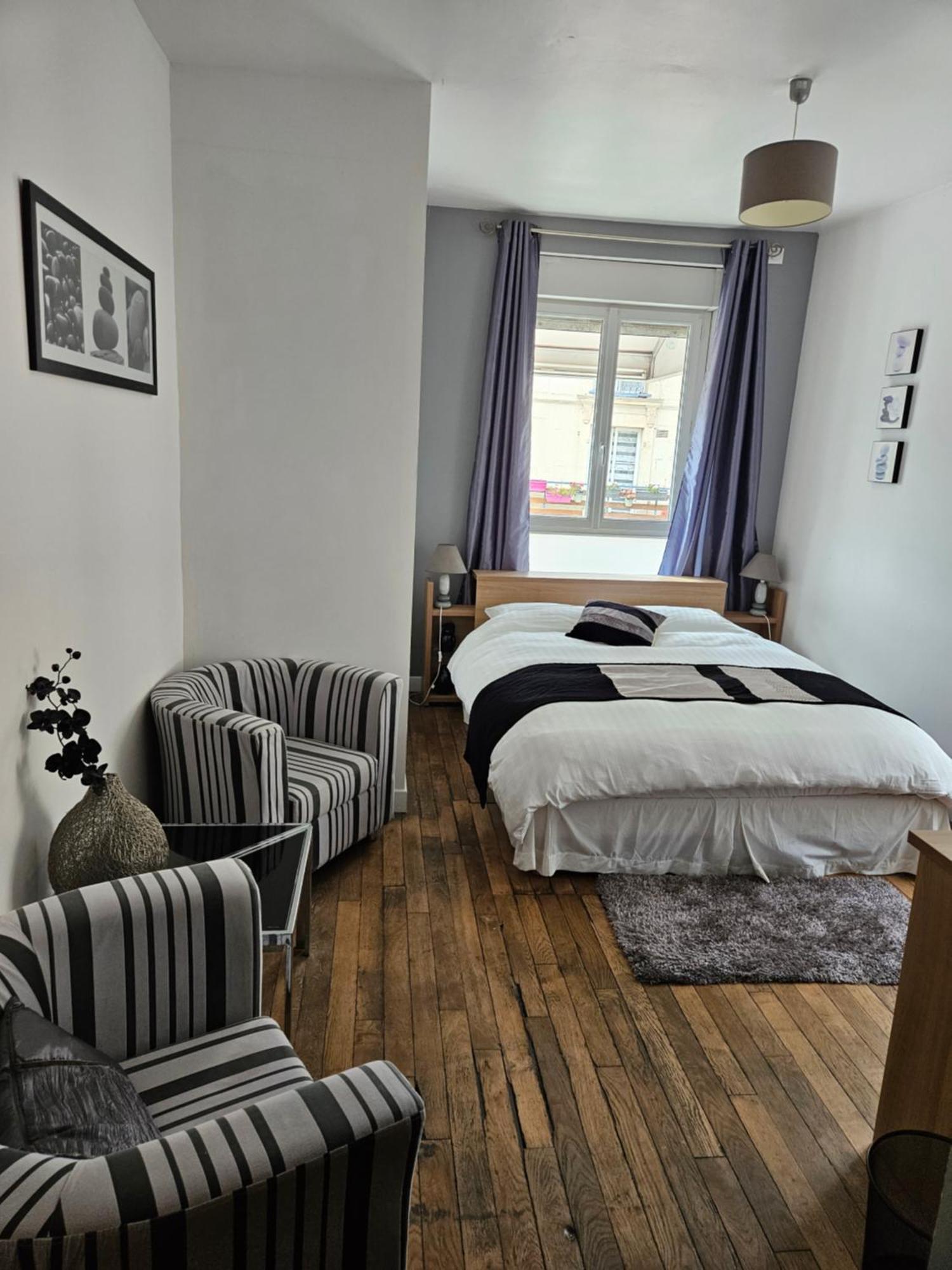 John'S B&B Mamers Esterno foto